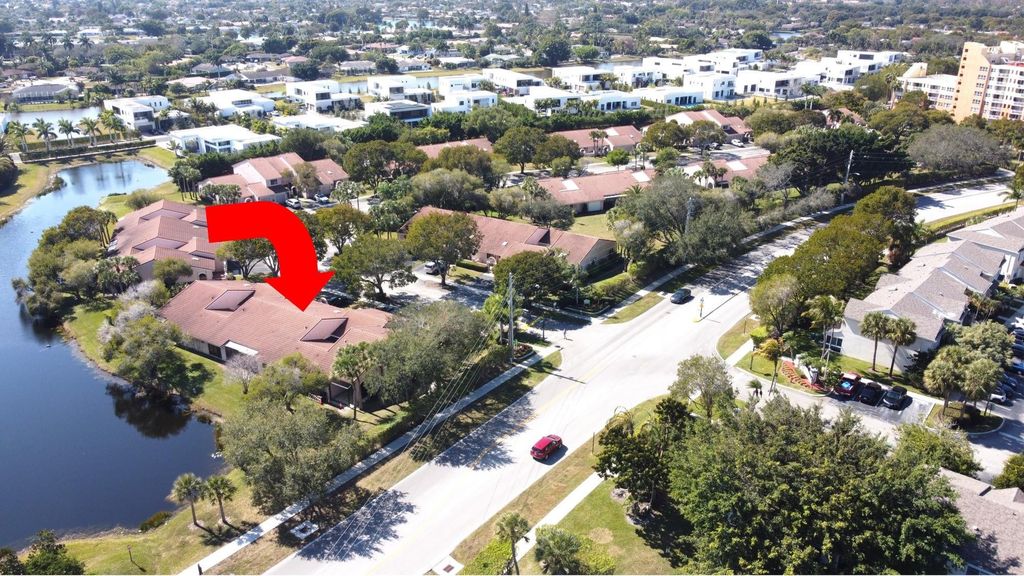 Photo of 16600 Greens Edge Circle #83, Weston, FL 33326 (MLS # F10548807)