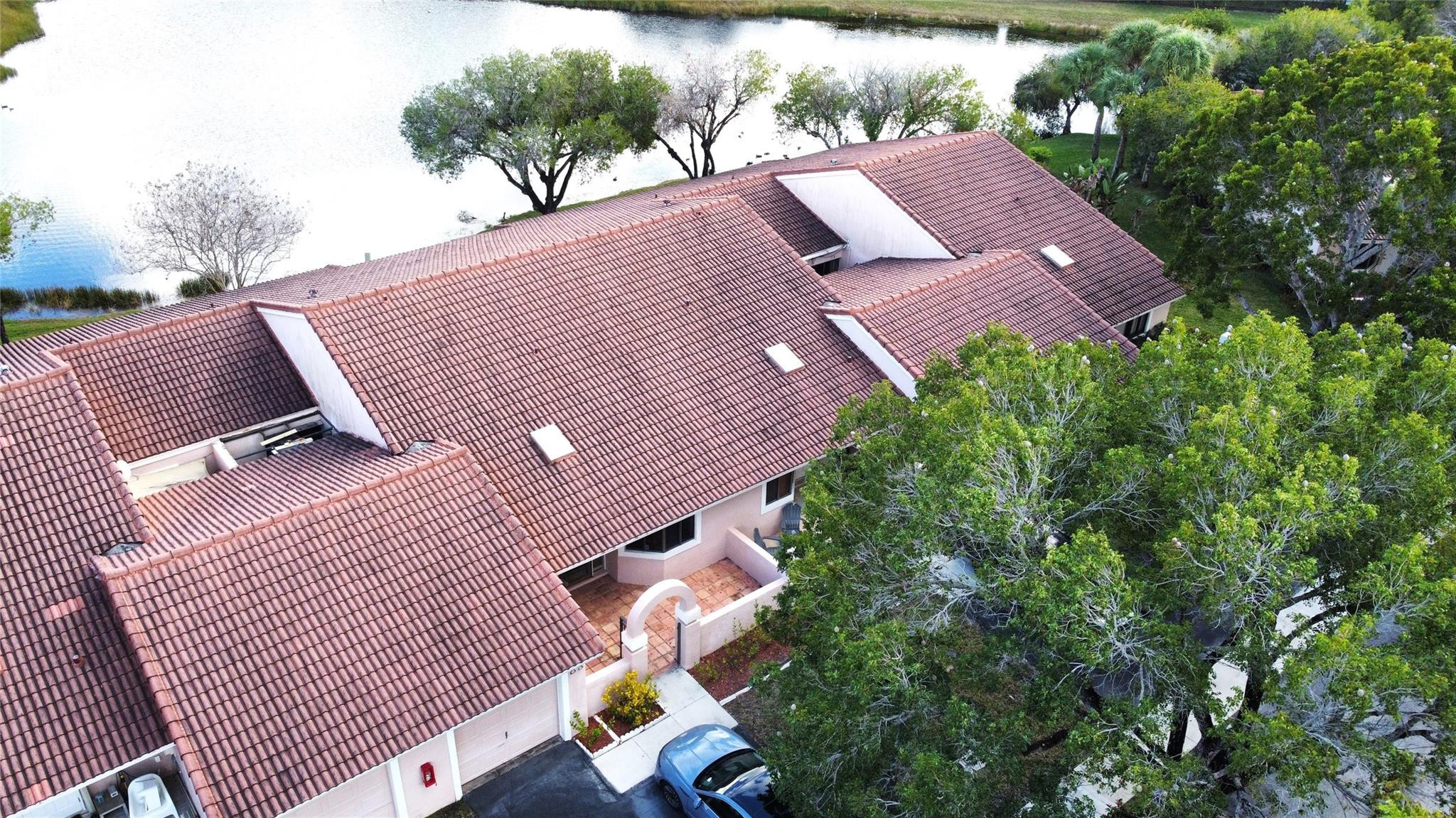 GREENS EDGE - Residential