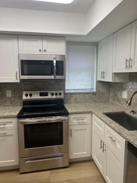 BOCA VISTA - Residential Lease