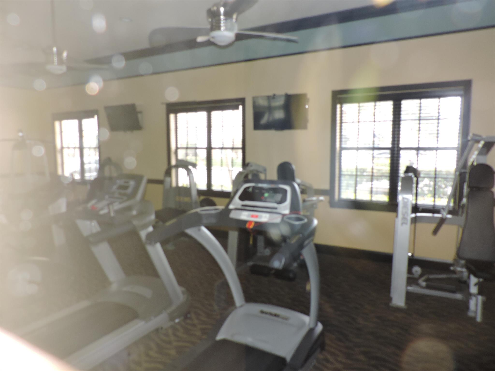 RESIDENCES AT MIDTOWN CON - Residential Lease