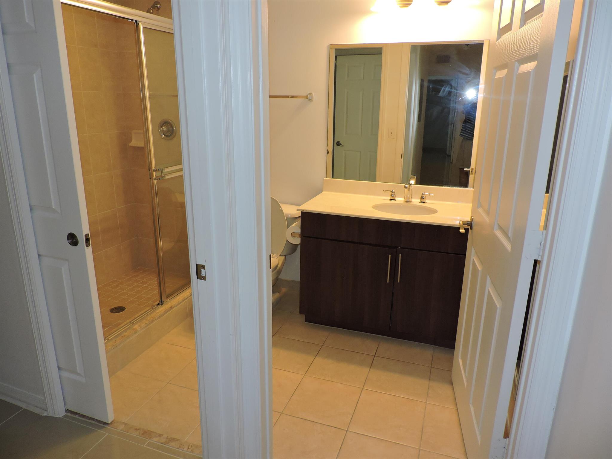 RESIDENCES AT MIDTOWN CON - Residential Lease