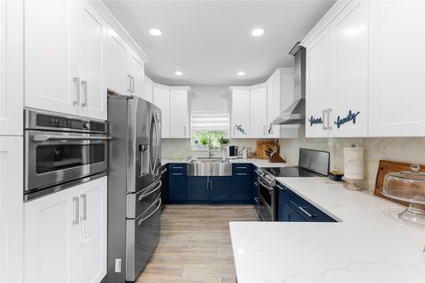 1970 NW 74th Way Pembroke Pines FL 33024