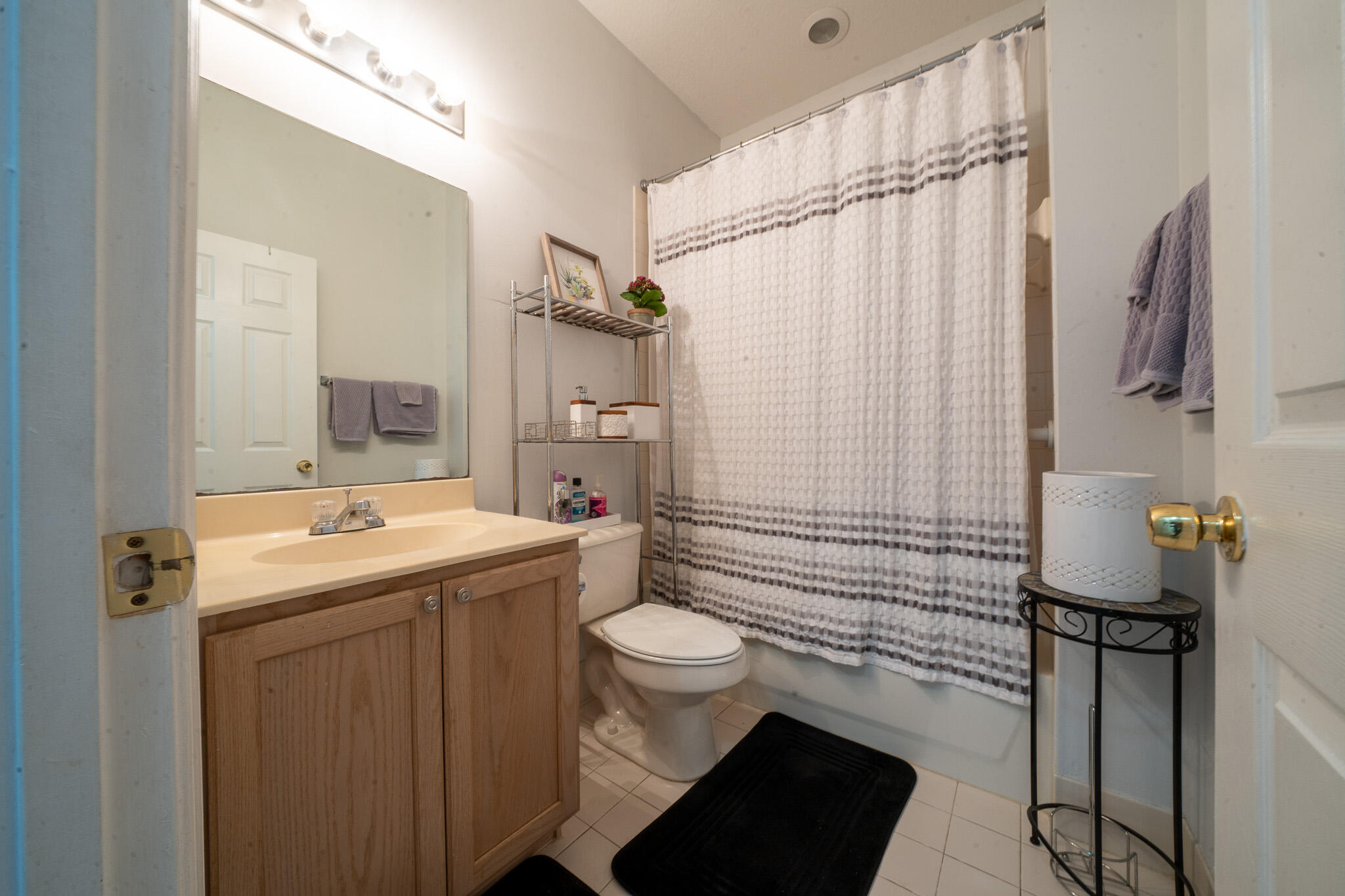 THOUSAND OAKS - Residential