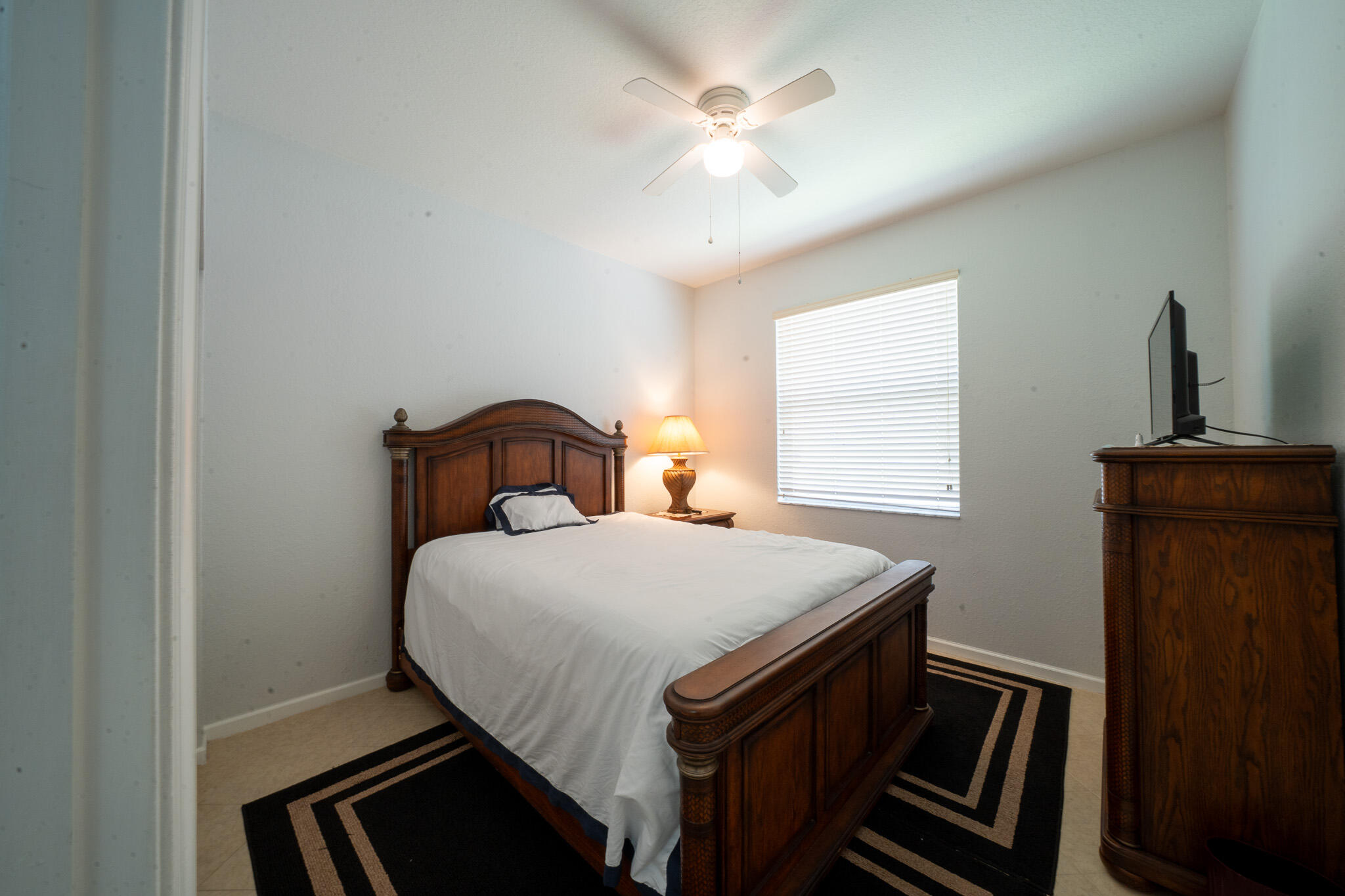 THOUSAND OAKS - Residential