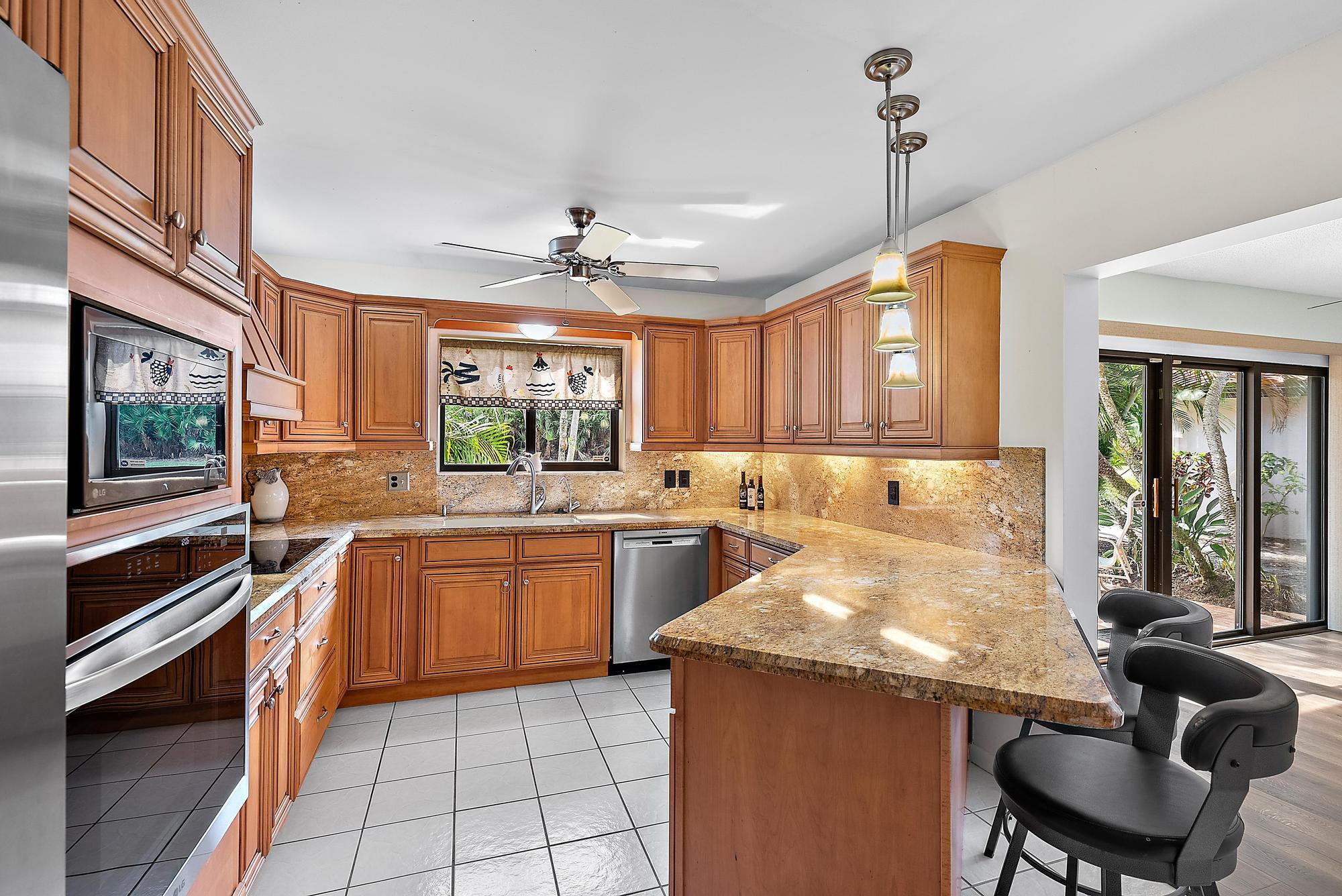 PHEASANT RUN AT MARTIN DO - Residential