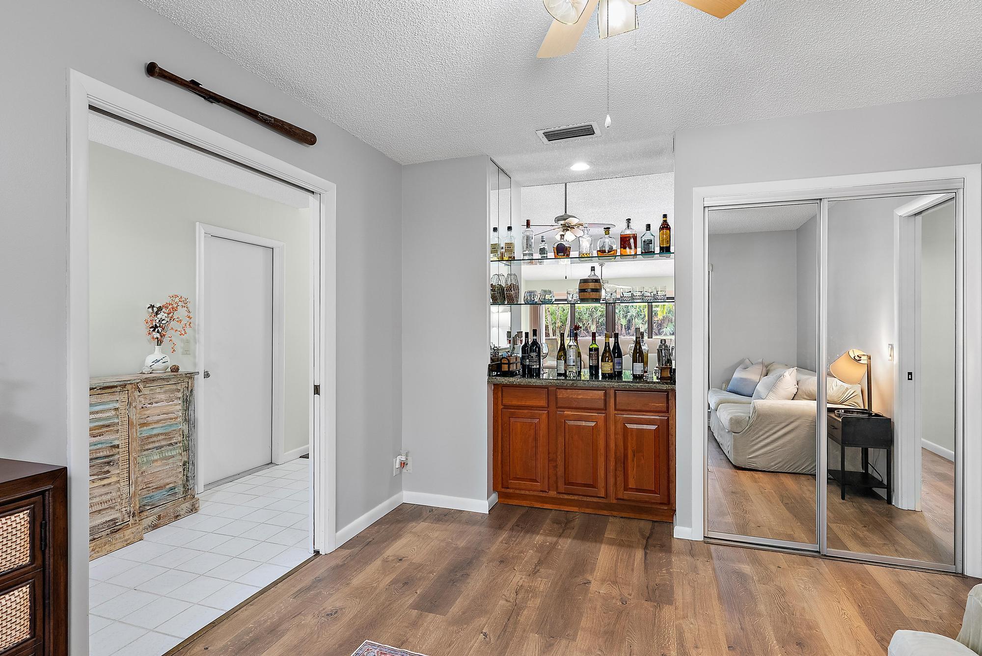 PHEASANT RUN AT MARTIN DO - Residential