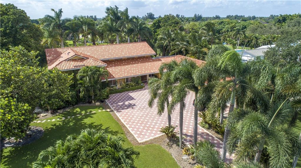 Majestic Groves - Residential