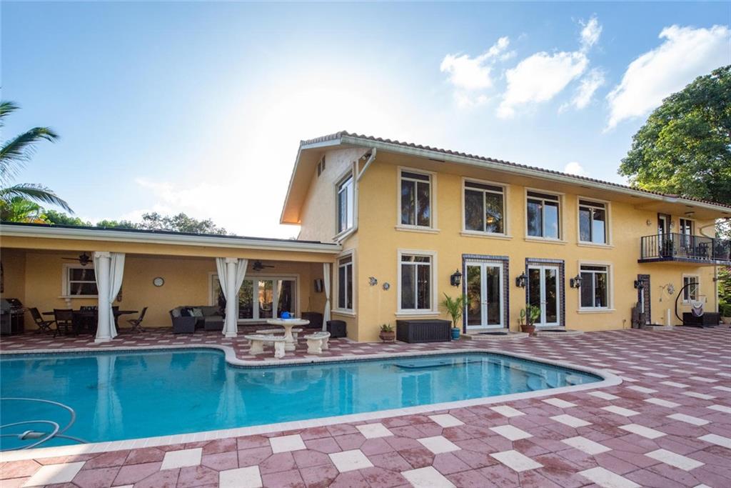 Majestic Groves - Residential