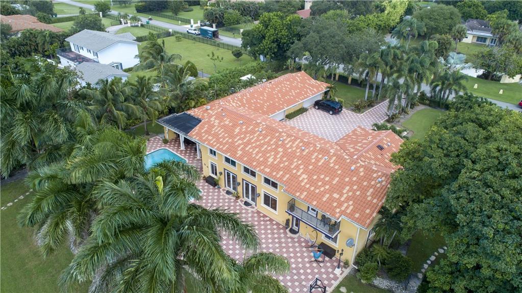 Majestic Groves - Residential