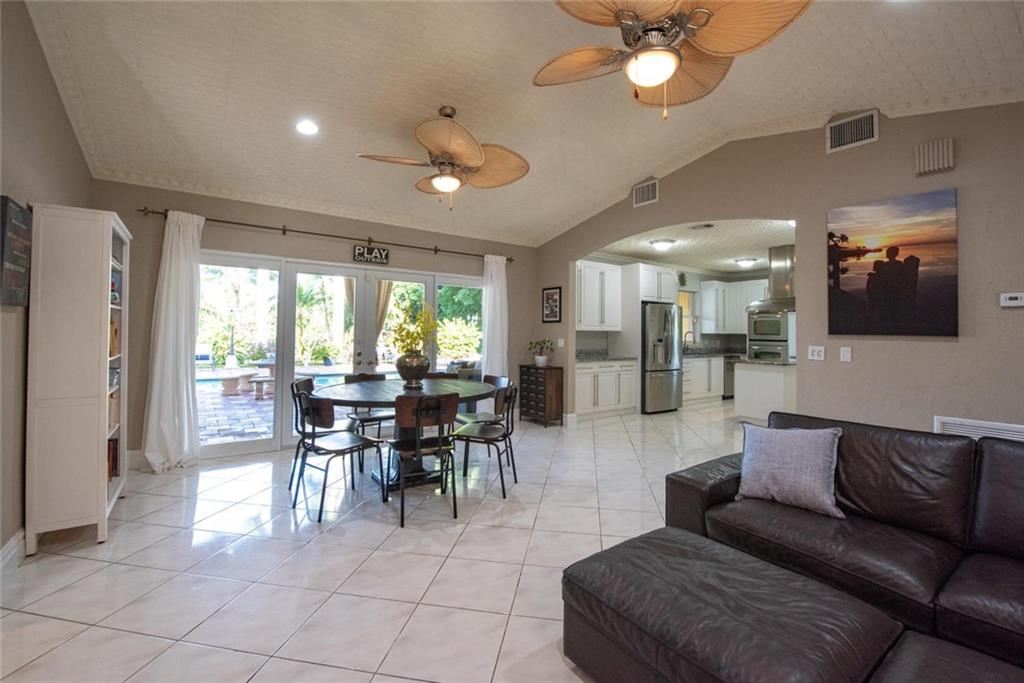 Majestic Groves - Residential