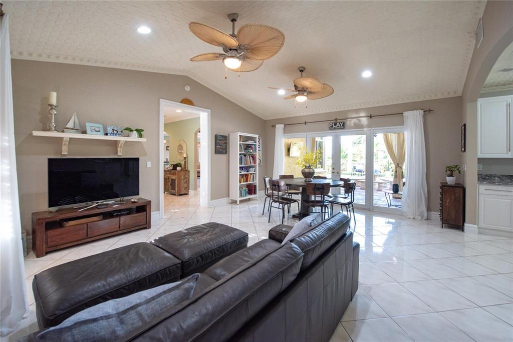 Majestic Groves - Residential