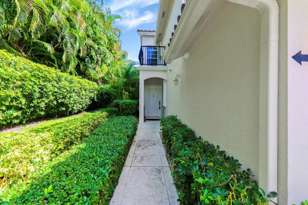 Photo of 12620 Tiboli Chase Court #95l, Boca Raton, FL 33496 (MLS # R10928020)