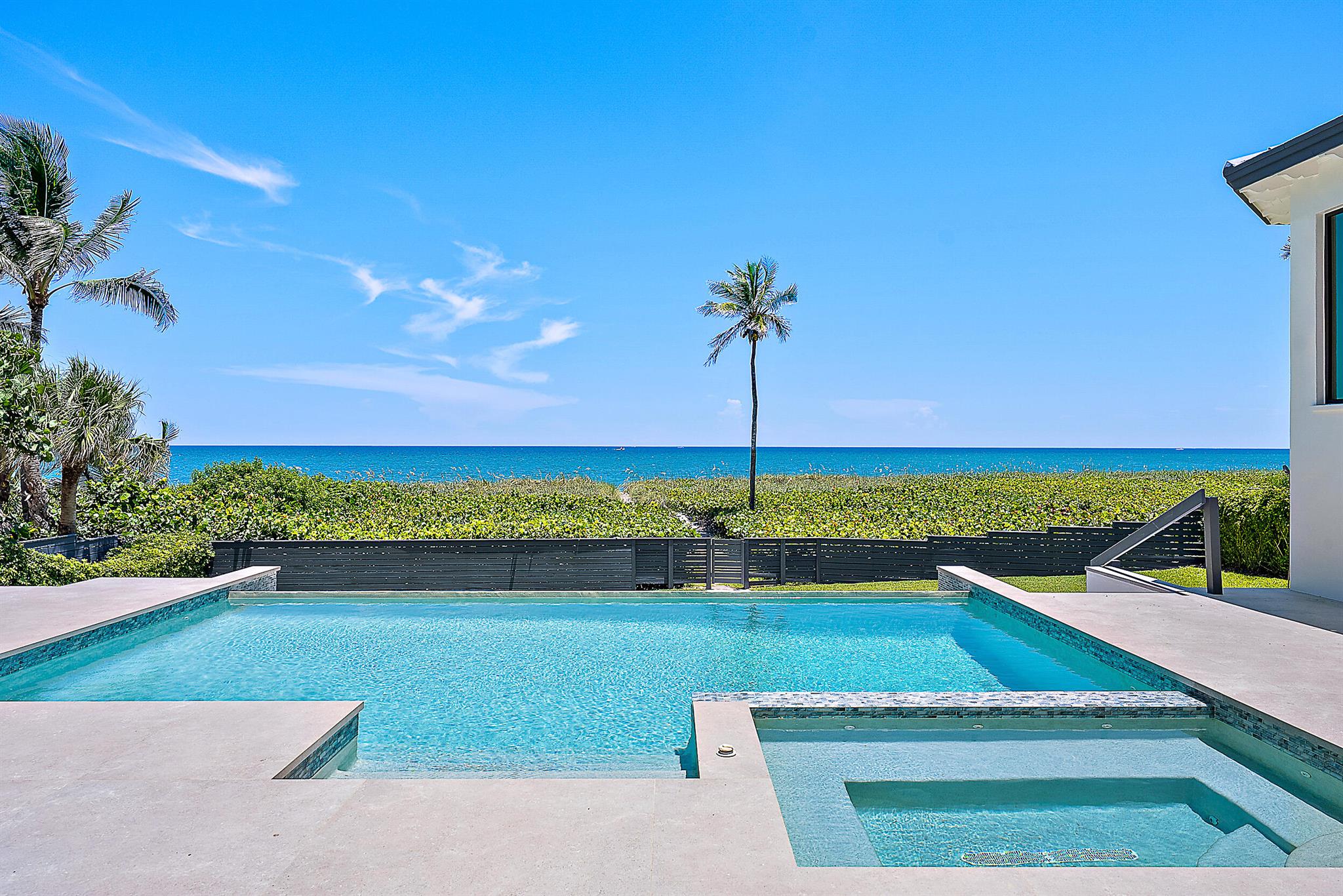 Jupiter Inlet Colony - Residential
