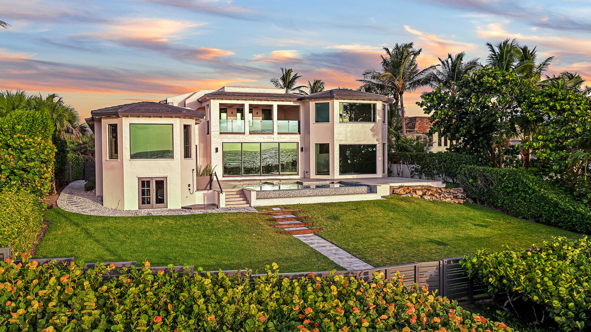 22 Ocean Drive
