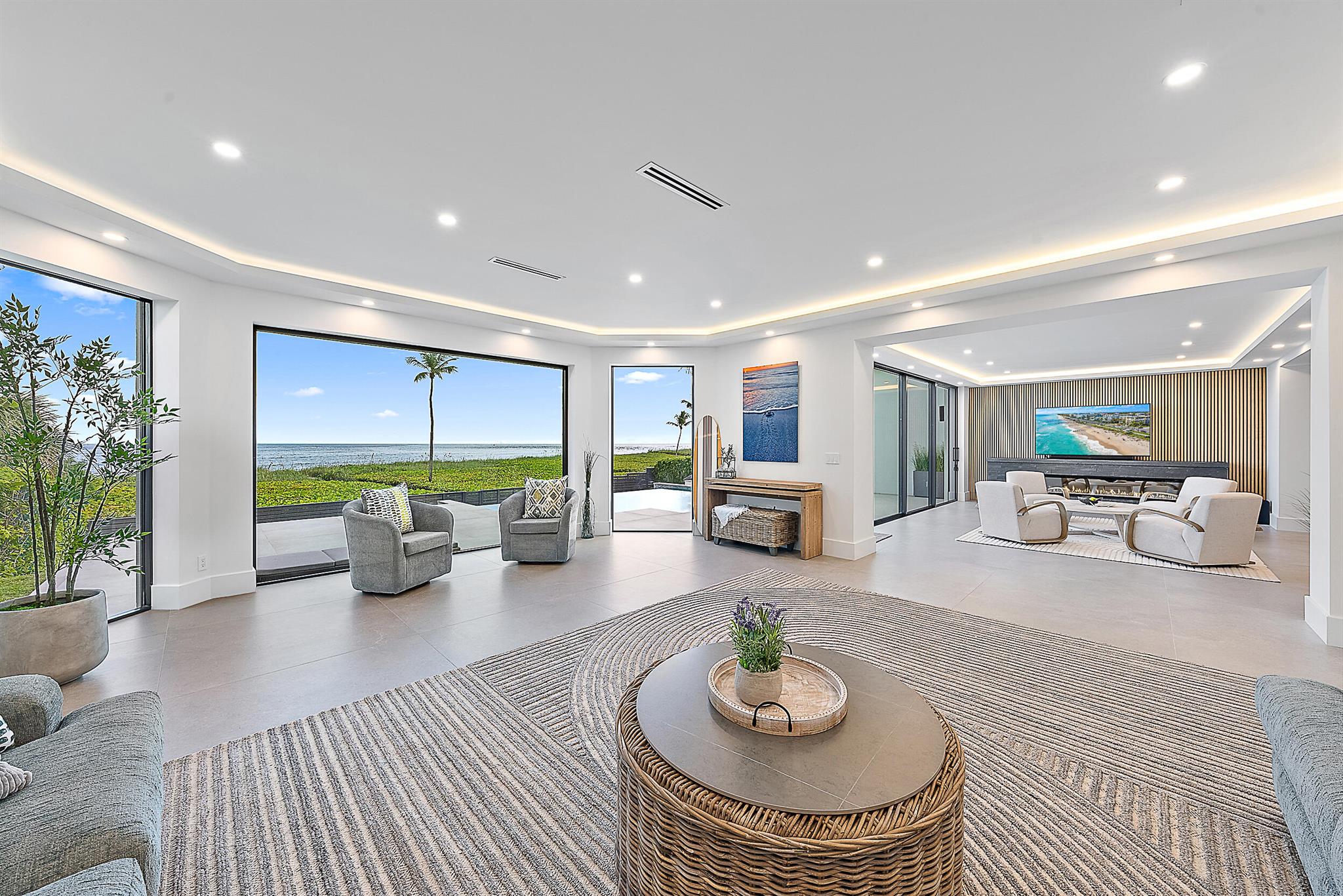 Jupiter Inlet Colony - Residential