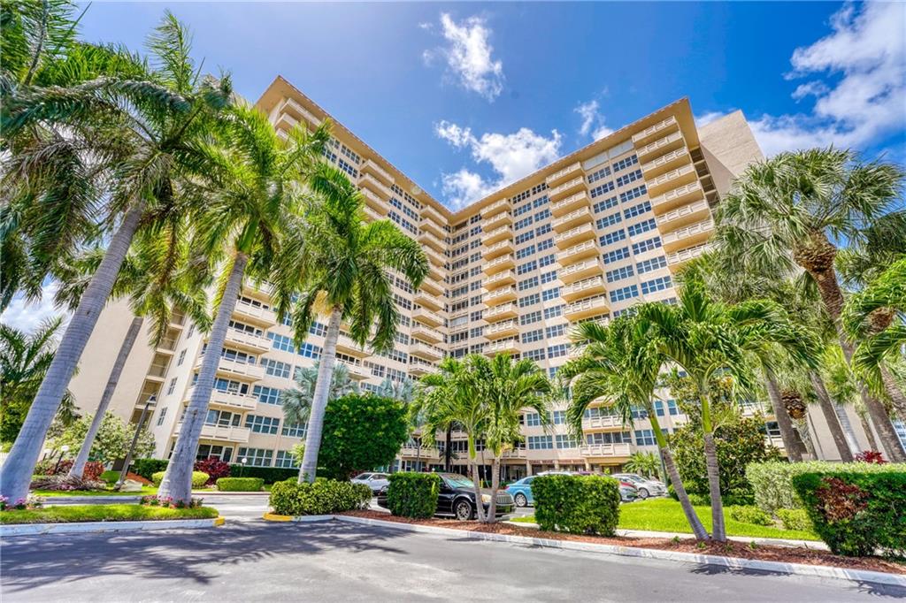CORAL RIDGE TOWERS SOUTH - Residential