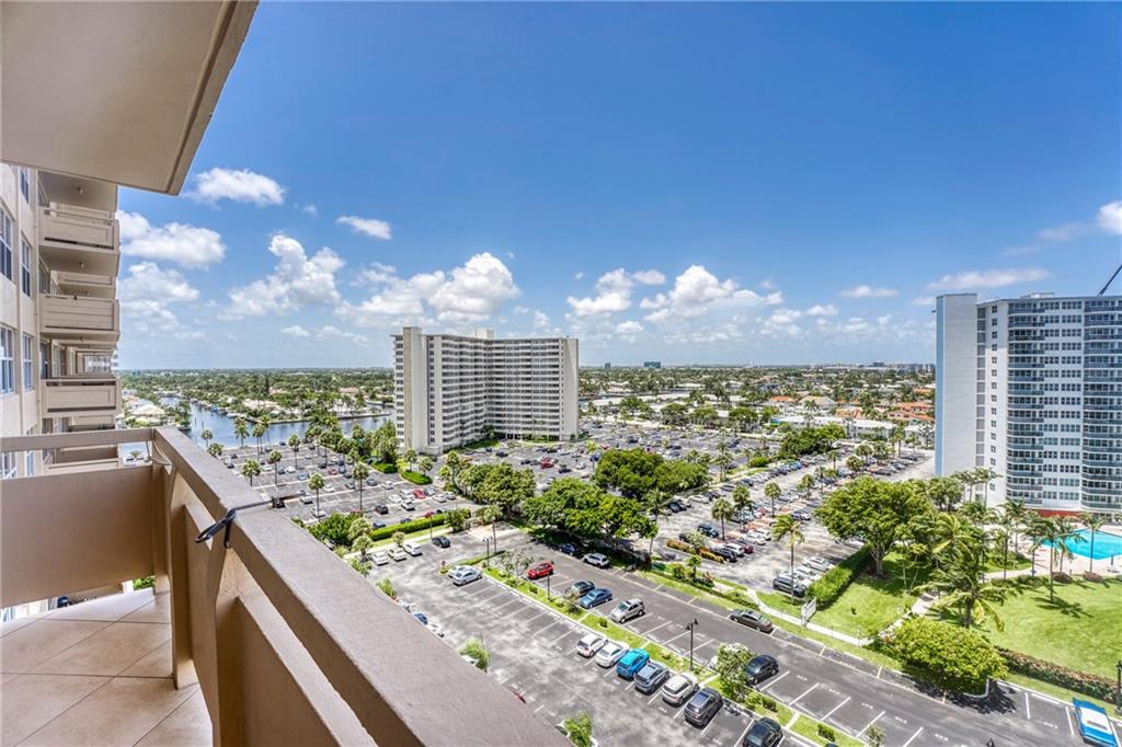 CORAL RIDGE TOWERS SOUTH - Residential