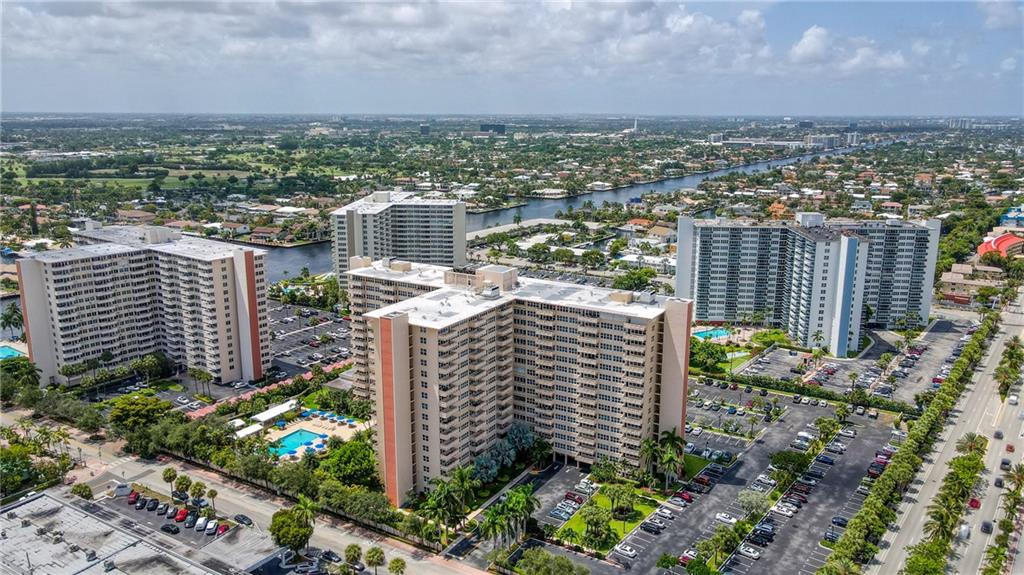 CORAL RIDGE TOWERS SOUTH - Residential