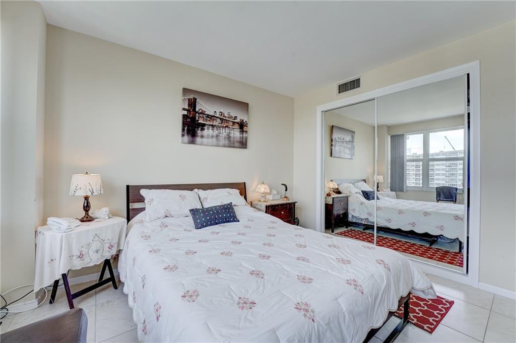 CORAL RIDGE TOWERS SOUTH - Residential
