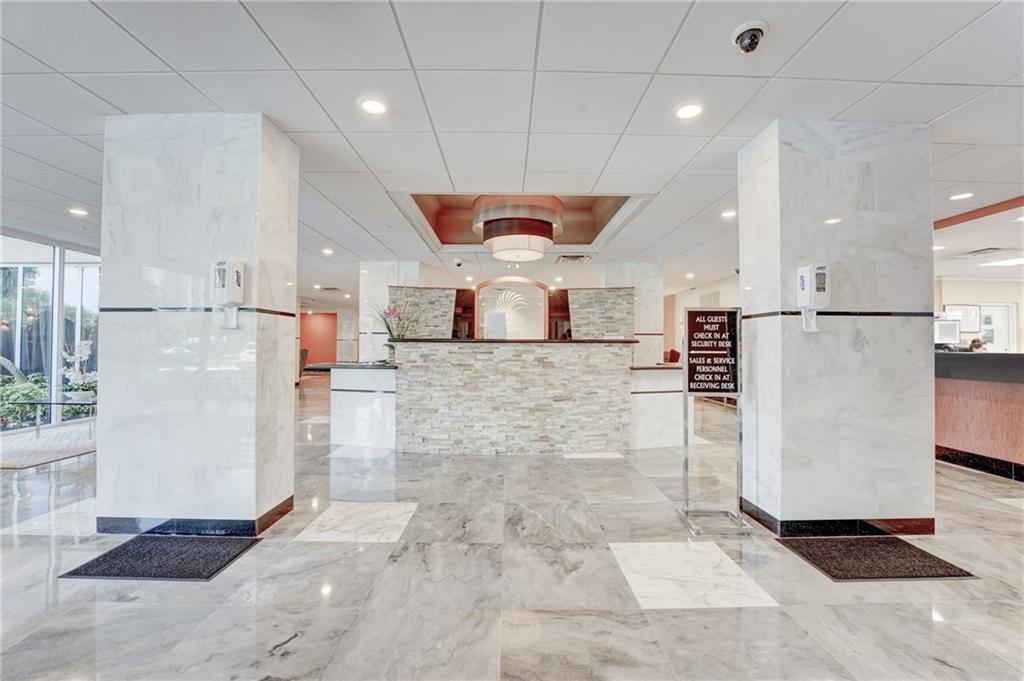 CORAL RIDGE TOWERS SOUTH - Residential
