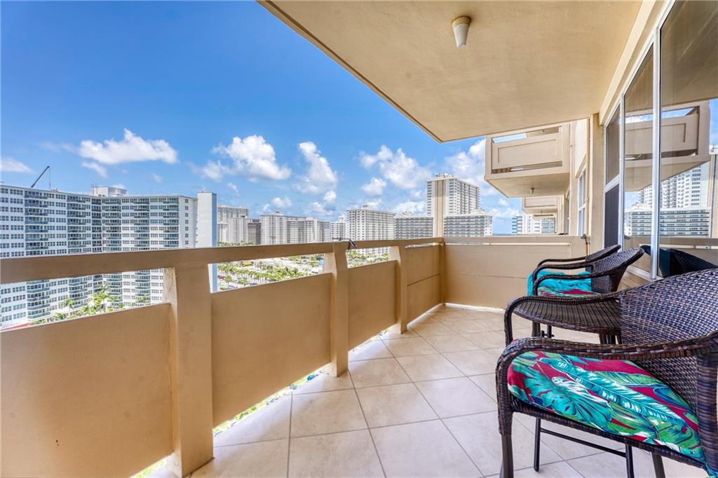 CORAL RIDGE TOWERS SOUTH - Residential