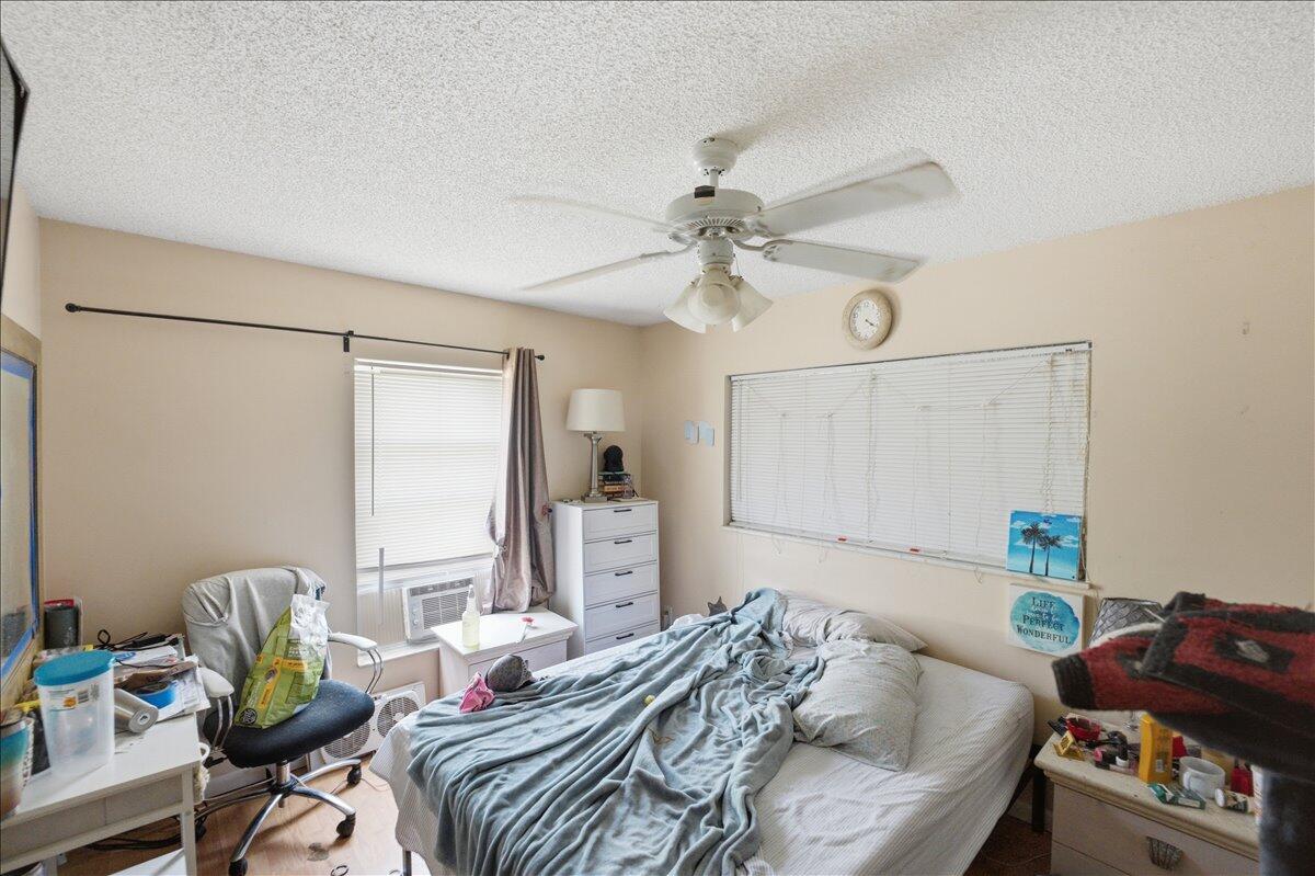 PORT ST LUCIE SECTION 24 - Residential