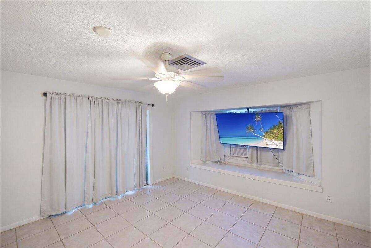 PORT ST LUCIE SECTION 24 - Residential