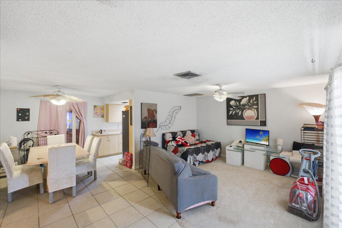 PORT ST LUCIE SECTION 24 - Residential