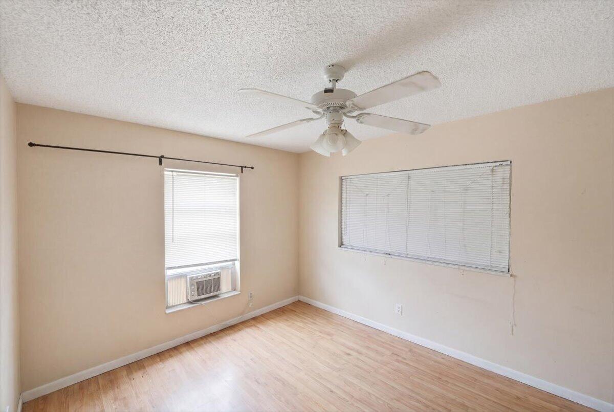 PORT ST LUCIE SECTION 24 - Residential