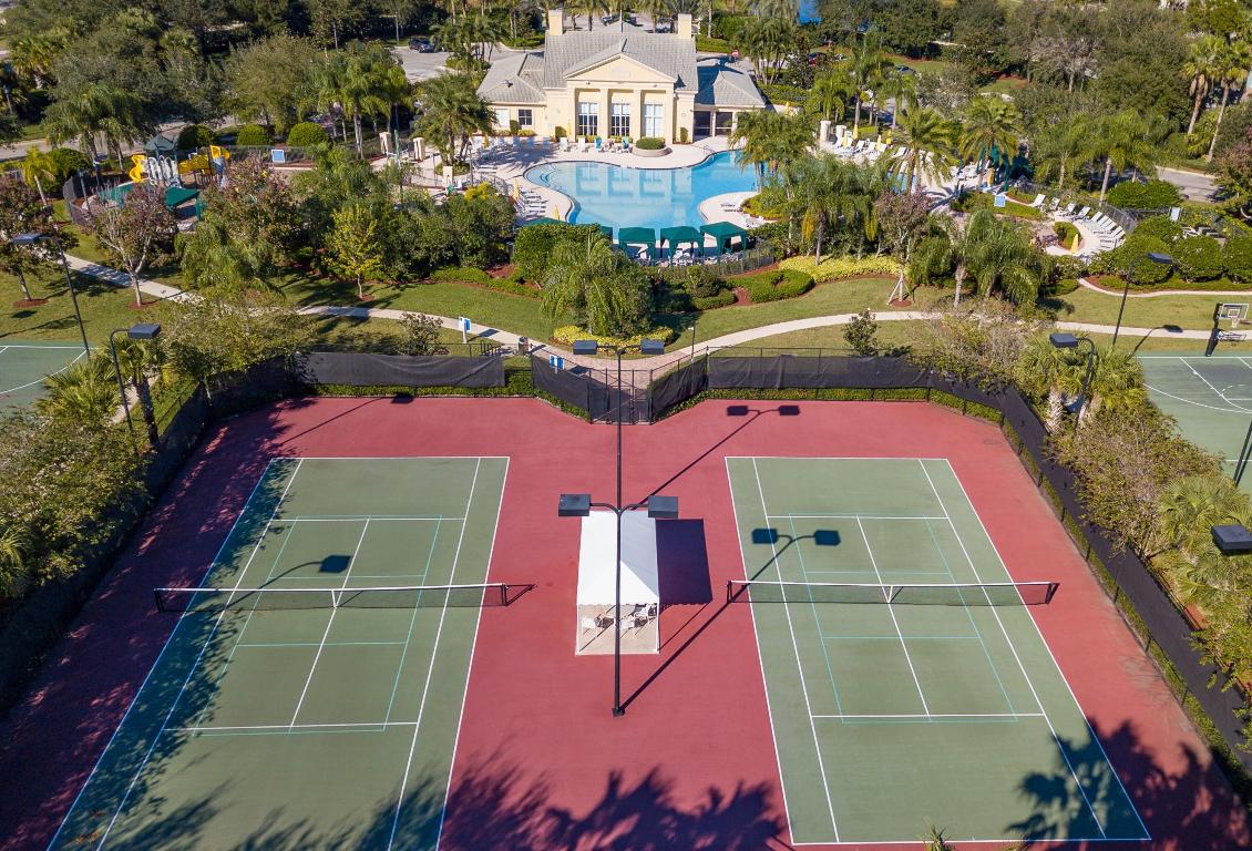 TOWN PARK, BENNINGTON - Residential