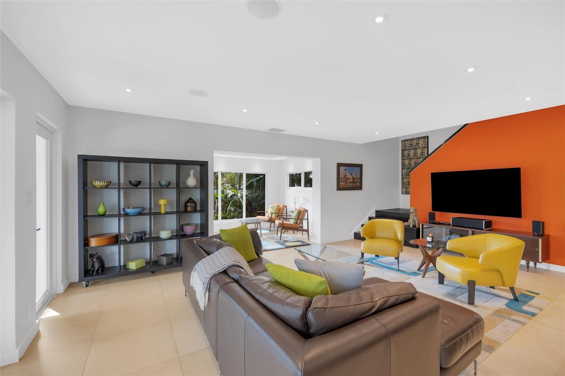 Townhouse Isles - Residential