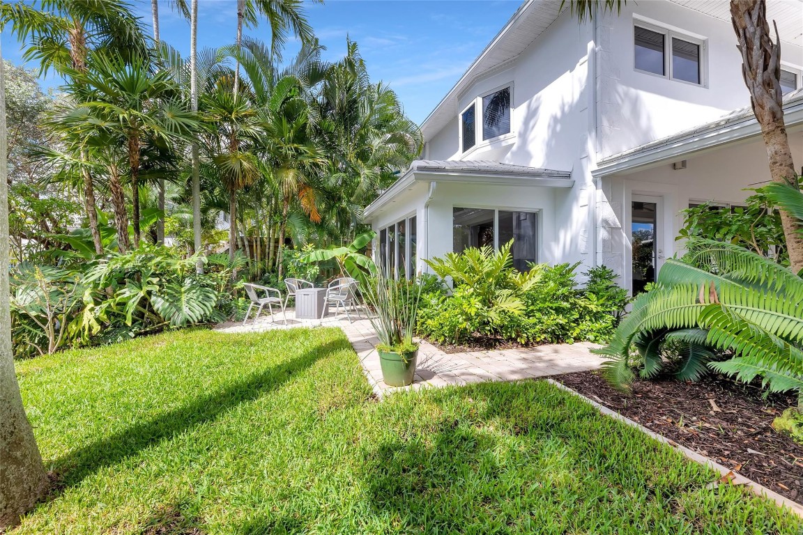 Townhouse Isles - Residential