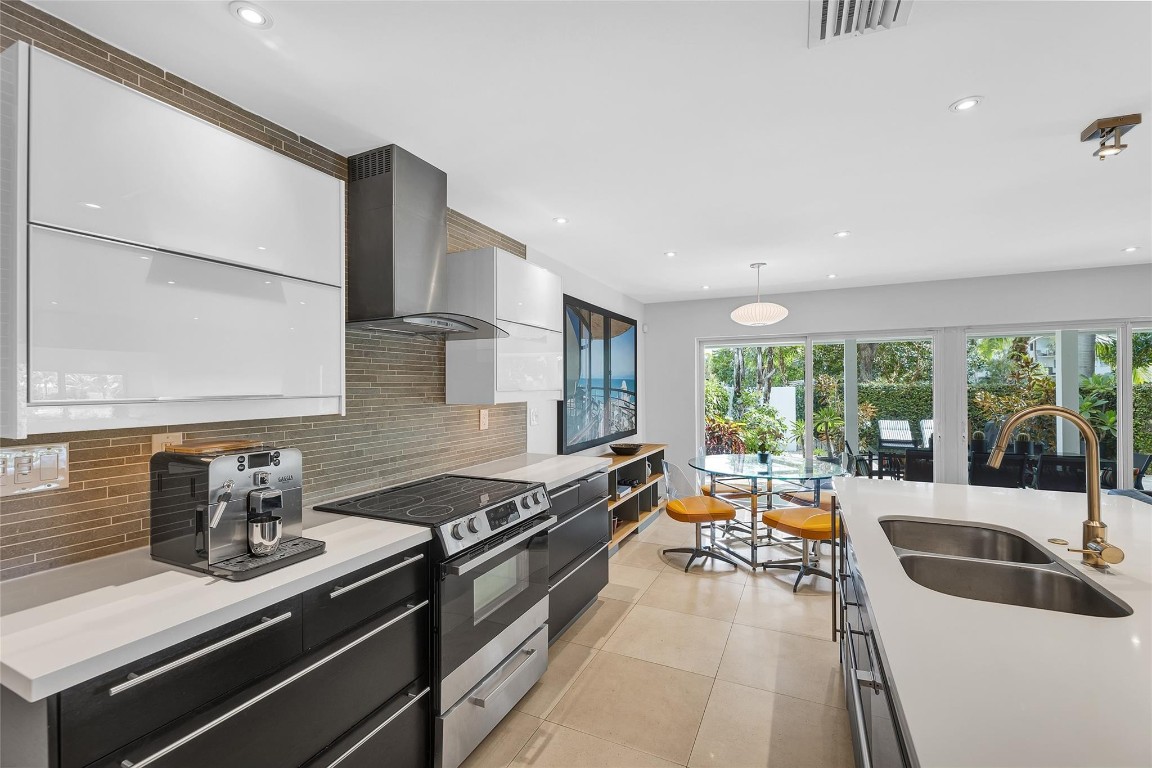 Townhouse Isles - Residential