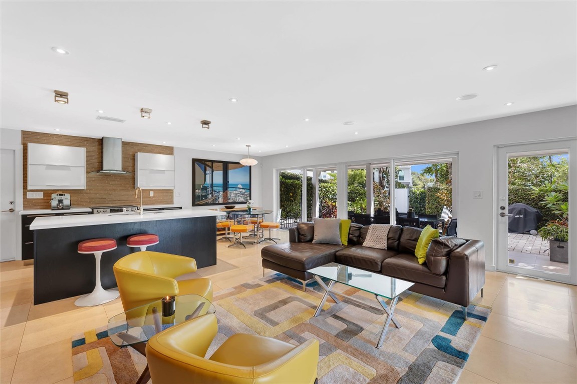 Townhouse Isles - Residential