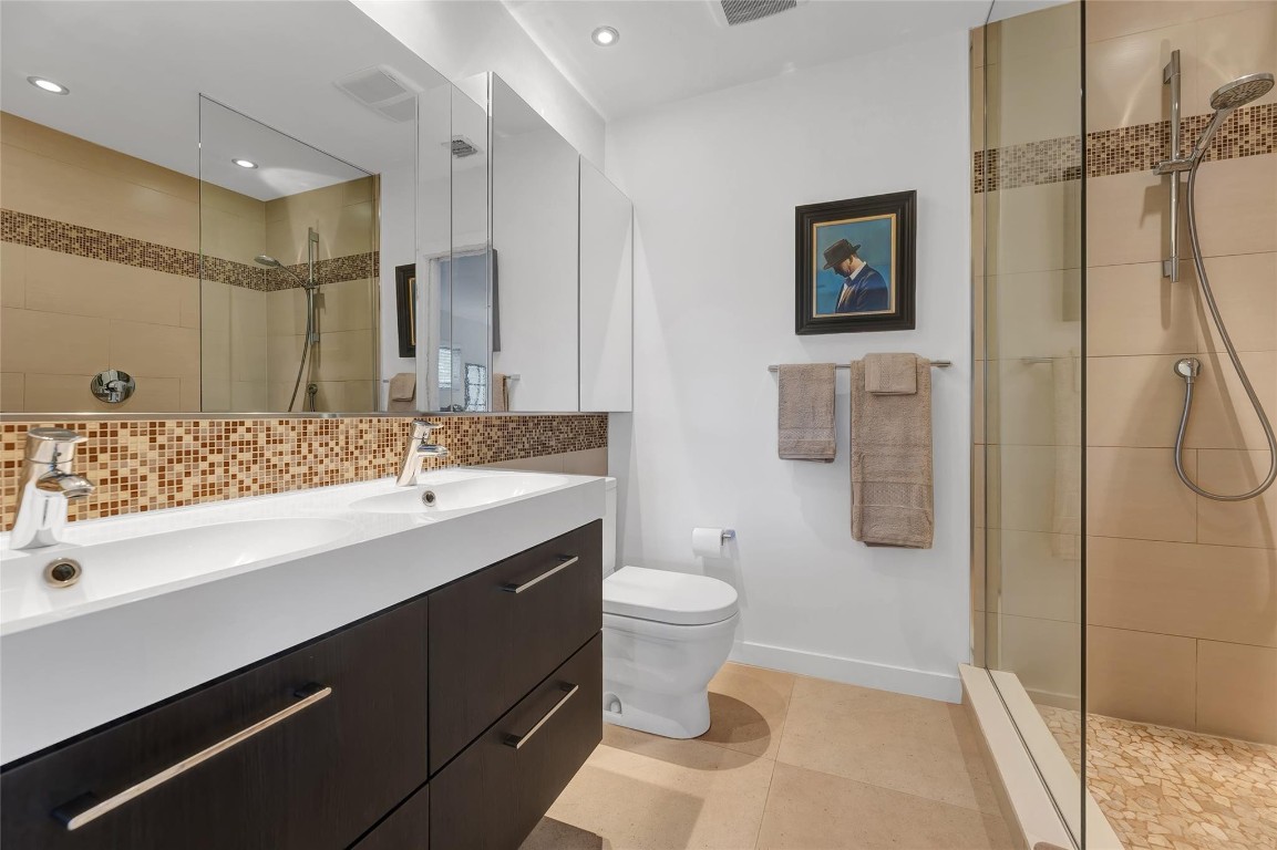 Townhouse Isles - Residential