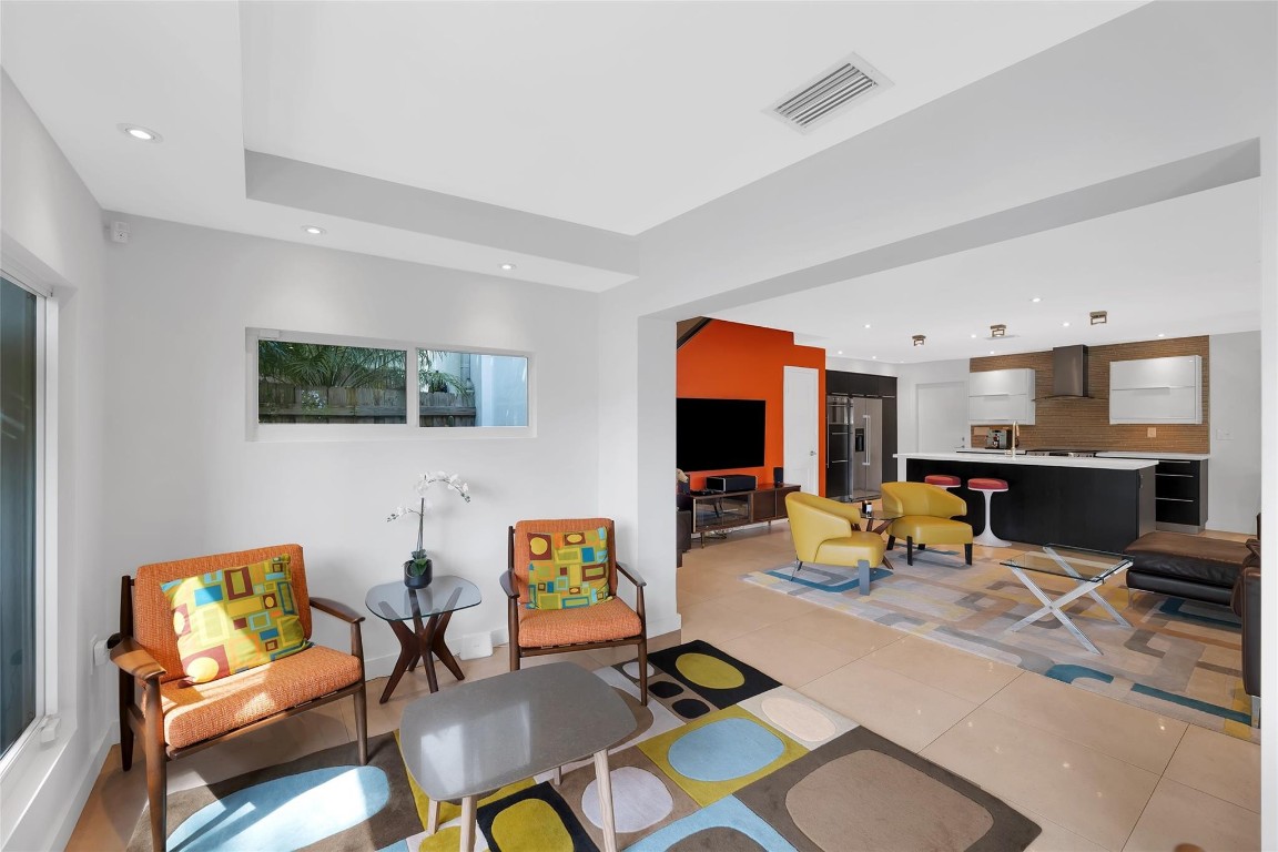 Townhouse Isles - Residential