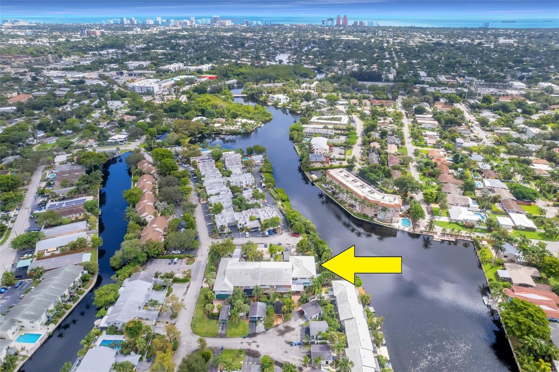 Townhouse Isles - Residential