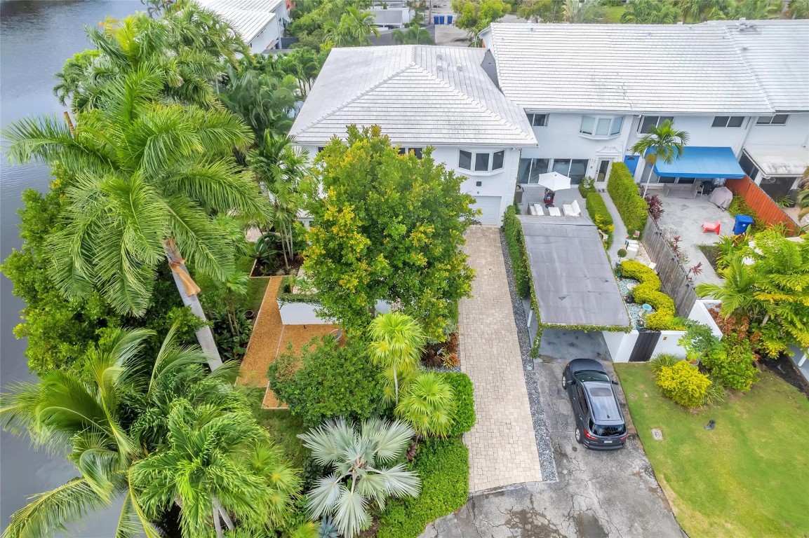 Townhouse Isles - Residential