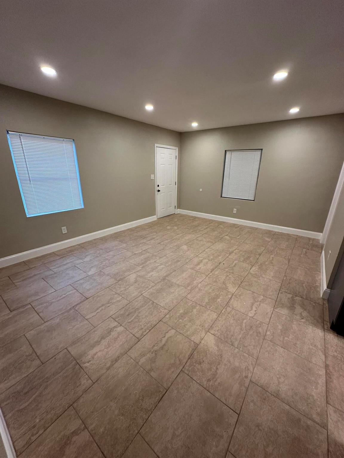 SHARPER'S - Residential