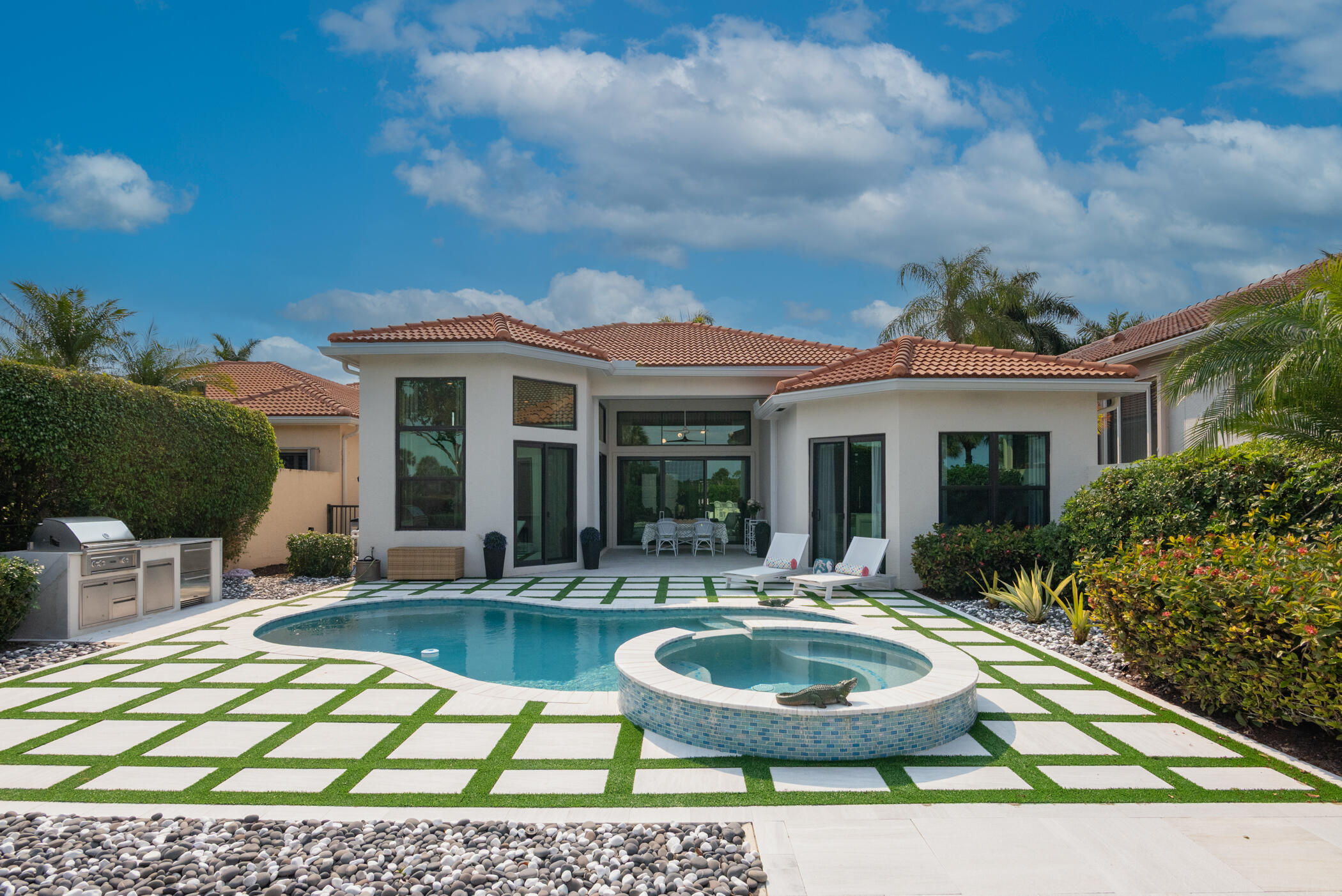 Ibis - Villagio - Residential