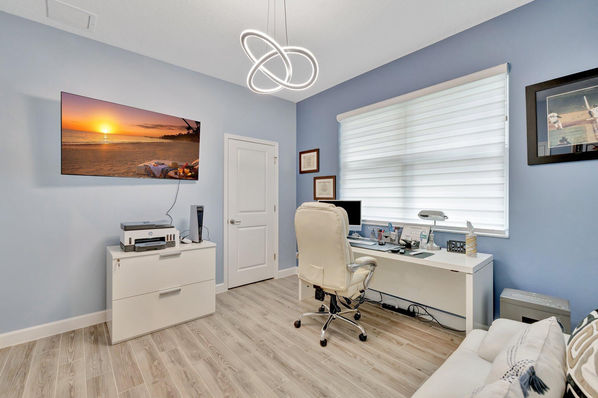 TELARO AT SOUTHERN GROVE - Residential