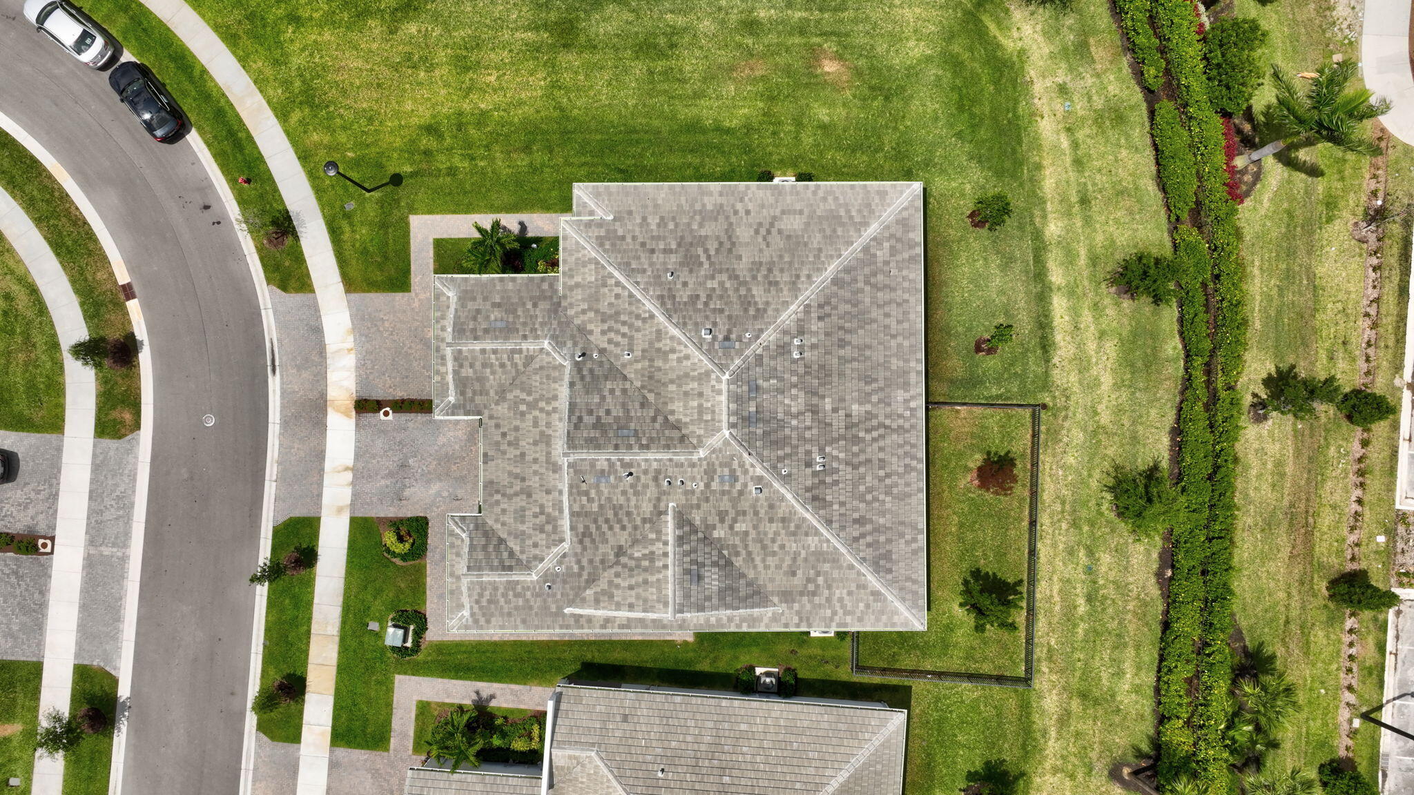 TELARO AT SOUTHERN GROVE - Residential