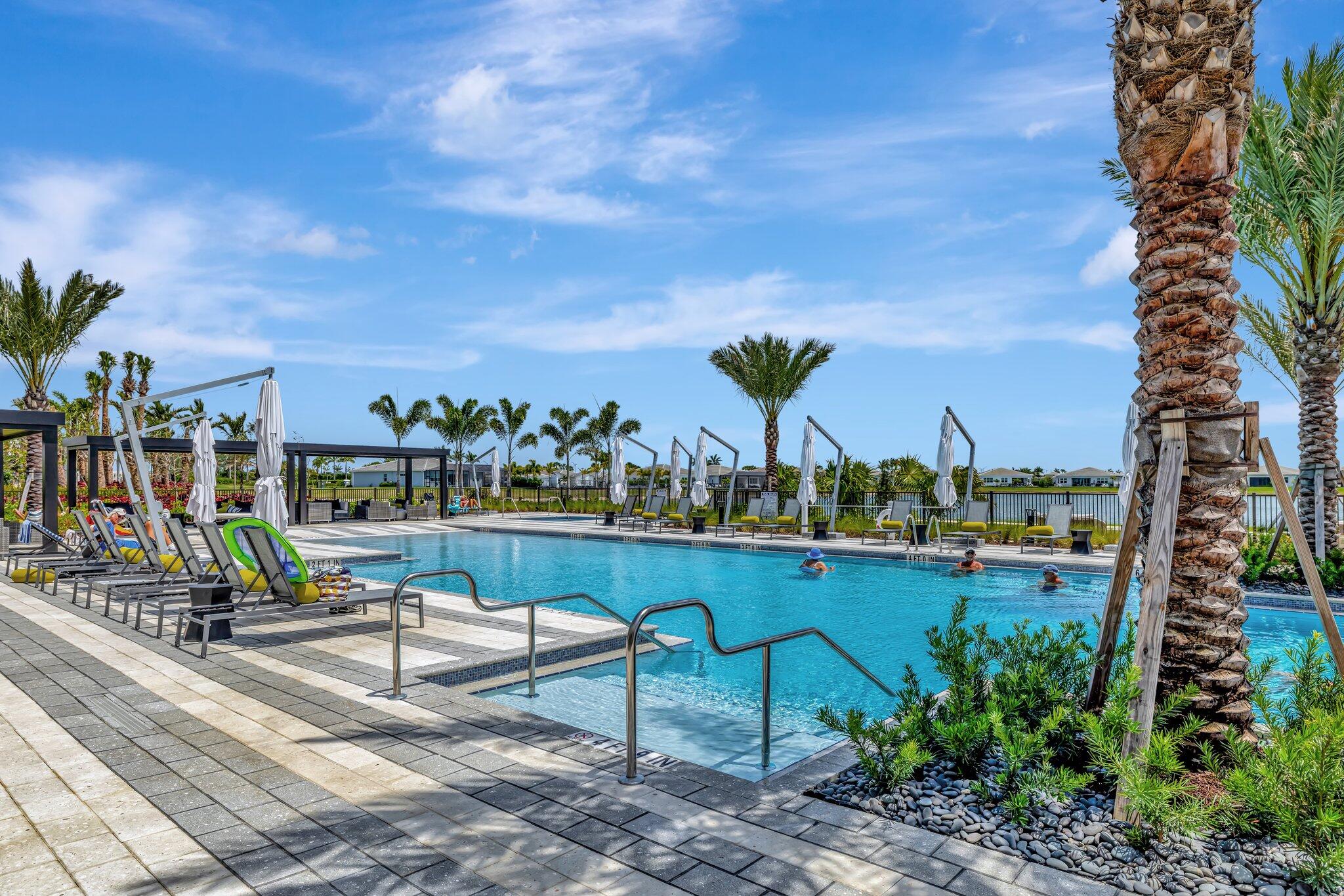 TELARO AT SOUTHERN GROVE - Residential