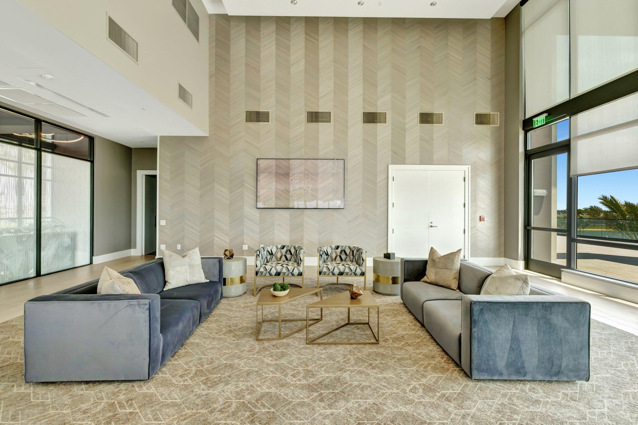 TELARO AT SOUTHERN GROVE - Residential