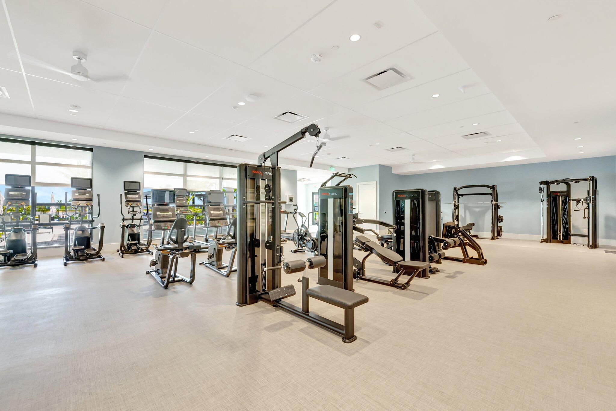 TELARO AT SOUTHERN GROVE - Residential