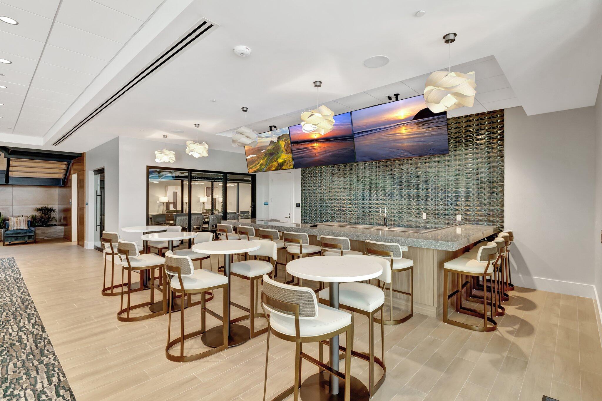 TELARO AT SOUTHERN GROVE - Residential