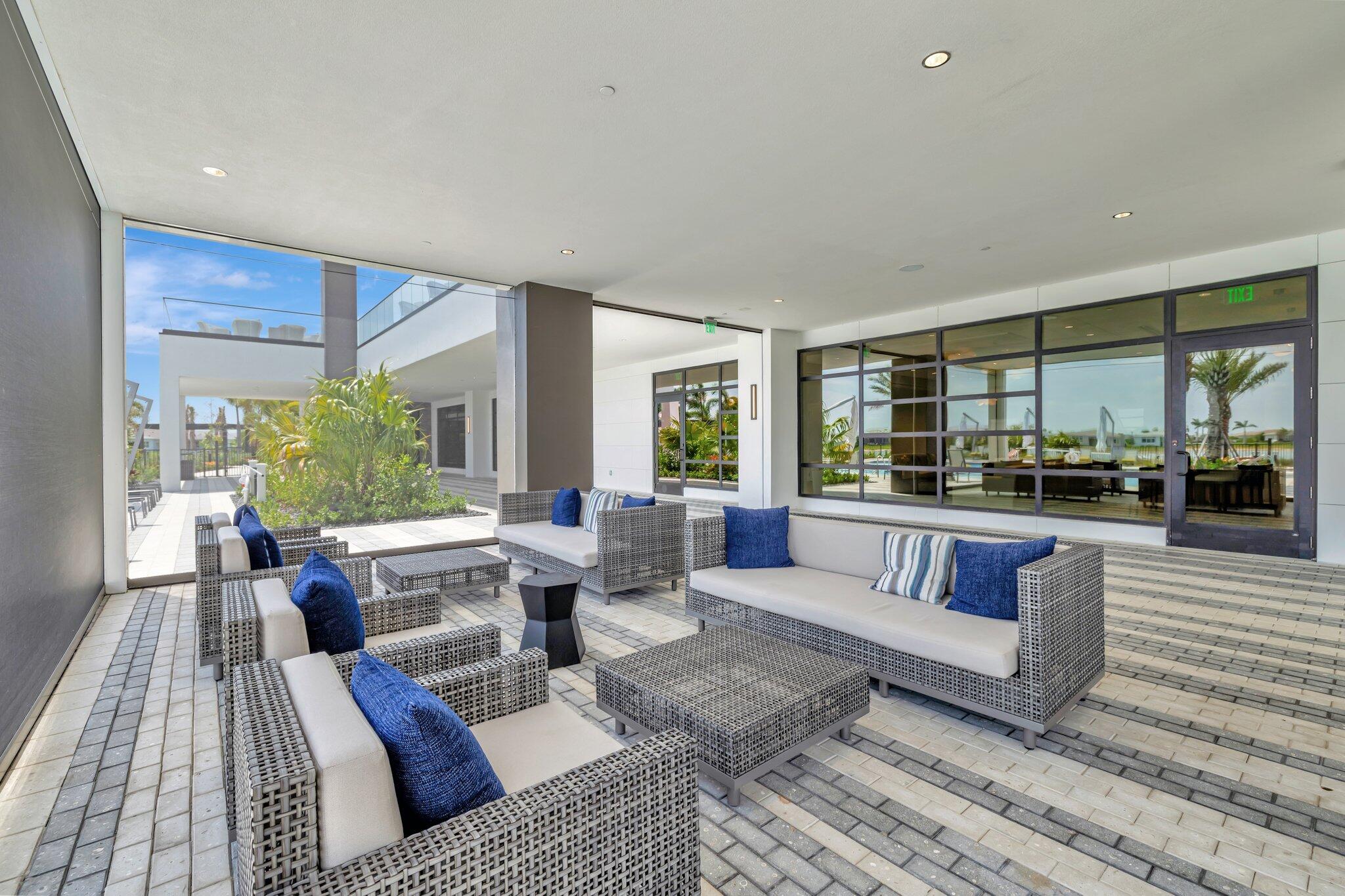 TELARO AT SOUTHERN GROVE - Residential