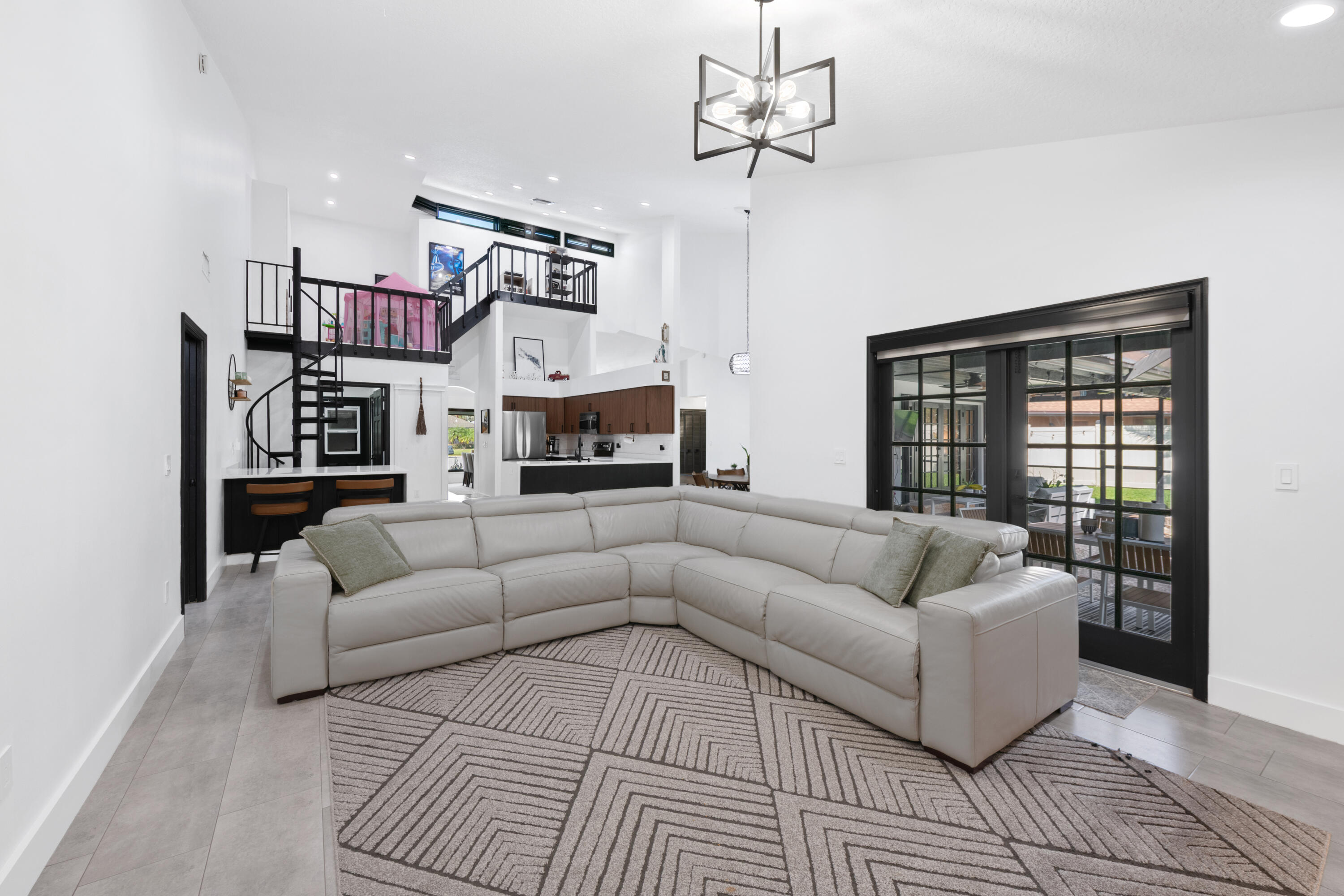 GREENVIEW SHORES - Residential