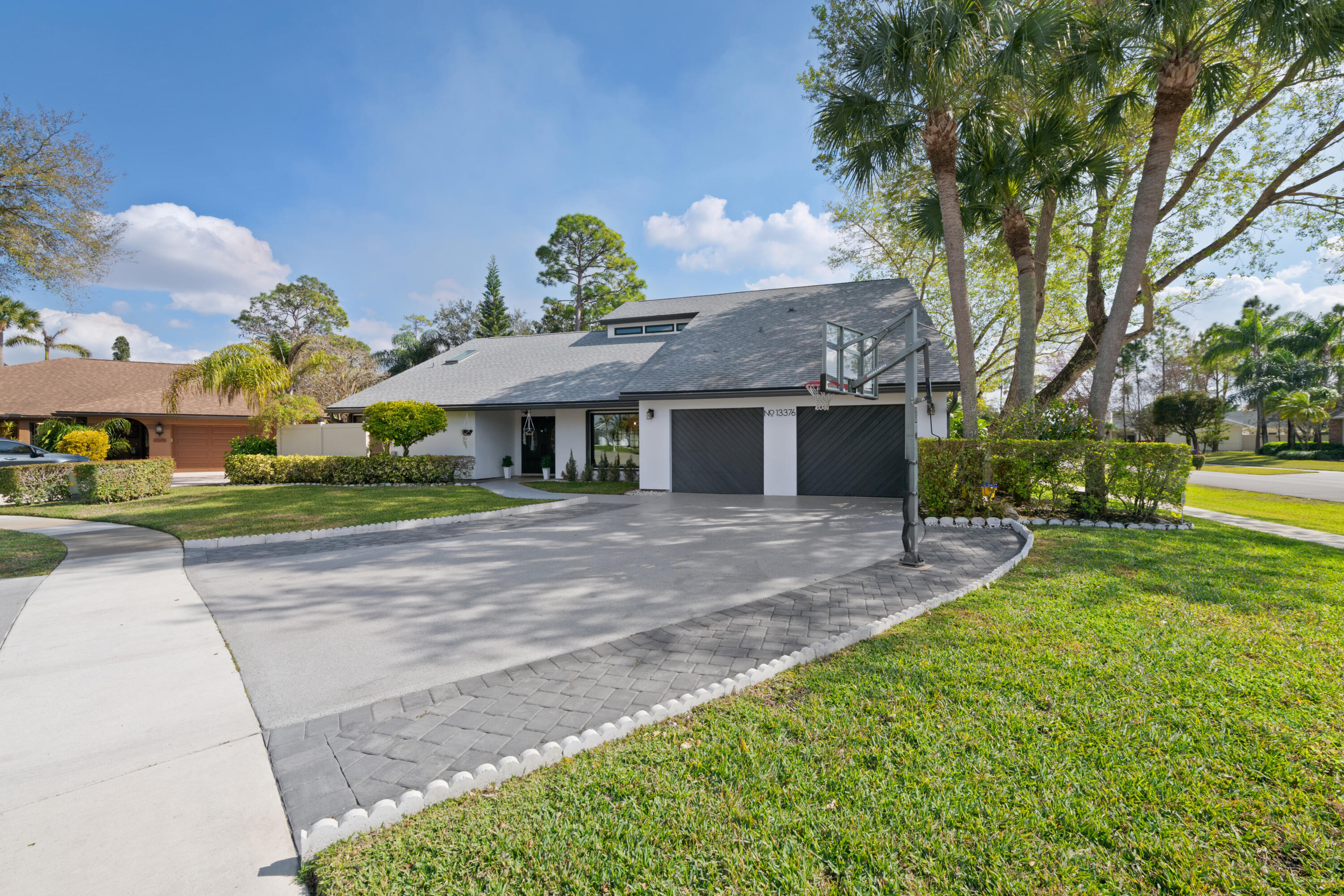 GREENVIEW SHORES - Residential