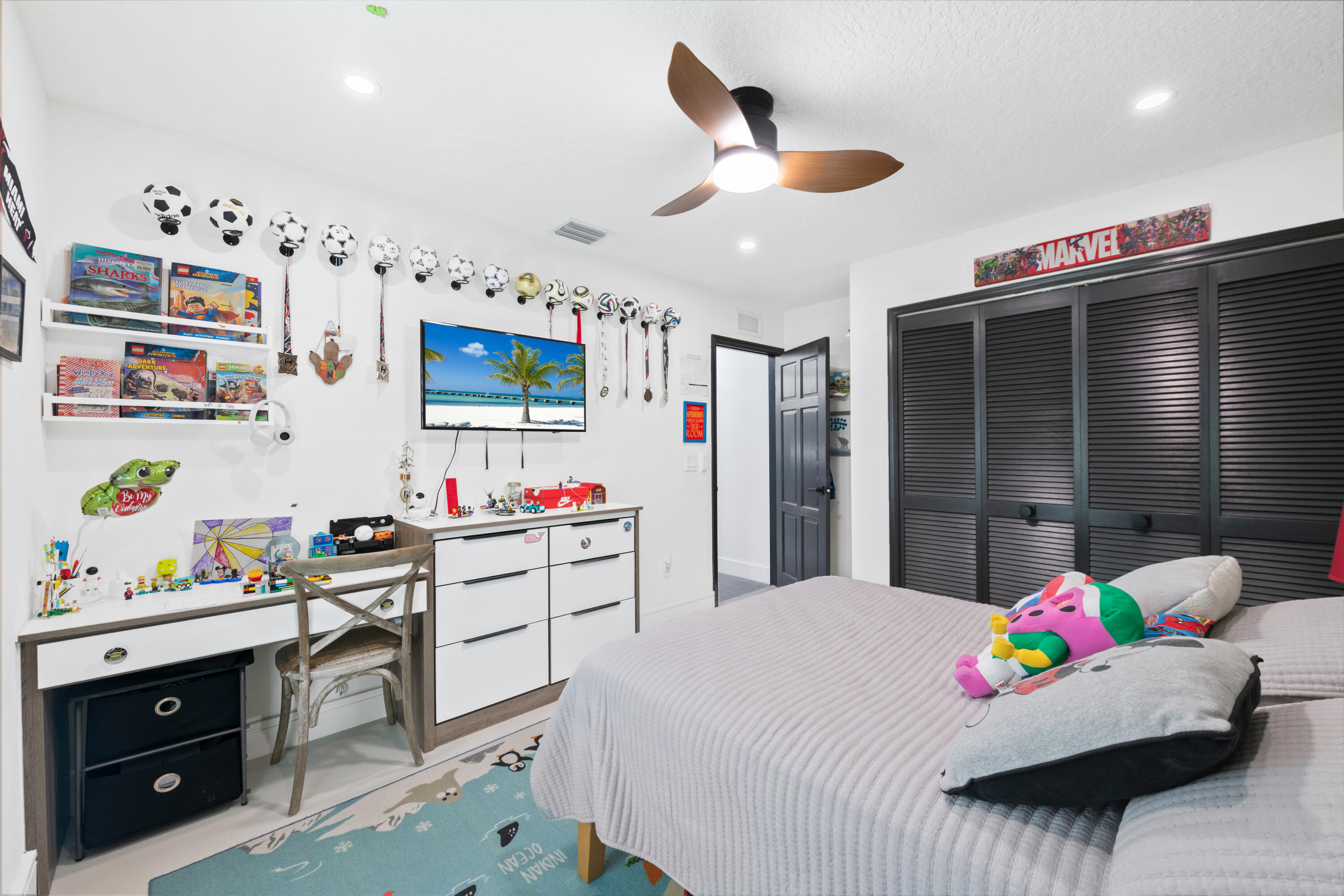 GREENVIEW SHORES - Residential